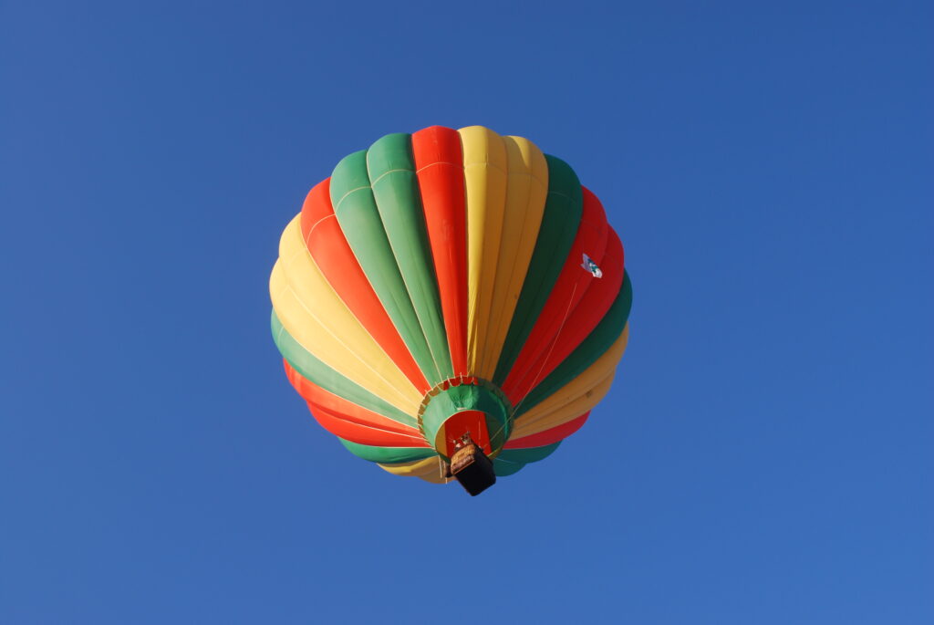 TURNU MĂGURELE: UN BALON CU AER CALD DE 100.000 DE EURO STĂ „ÎMPACHETAT” DE ȘASE ANI. PRIMARUL EXPLICĂ