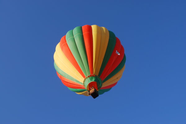 TURNU MĂGURELE: UN BALON CU AER CALD DE 100.000 DE EURO STĂ „ÎMPACHETAT” DE ȘASE ANI. PRIMARUL EXPLICĂ