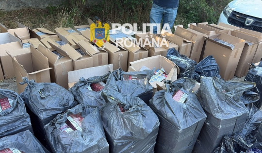 Craiovean reținut cu peste 500.000 de țigarete de contrabandă, descoperite într-o autoutilitară