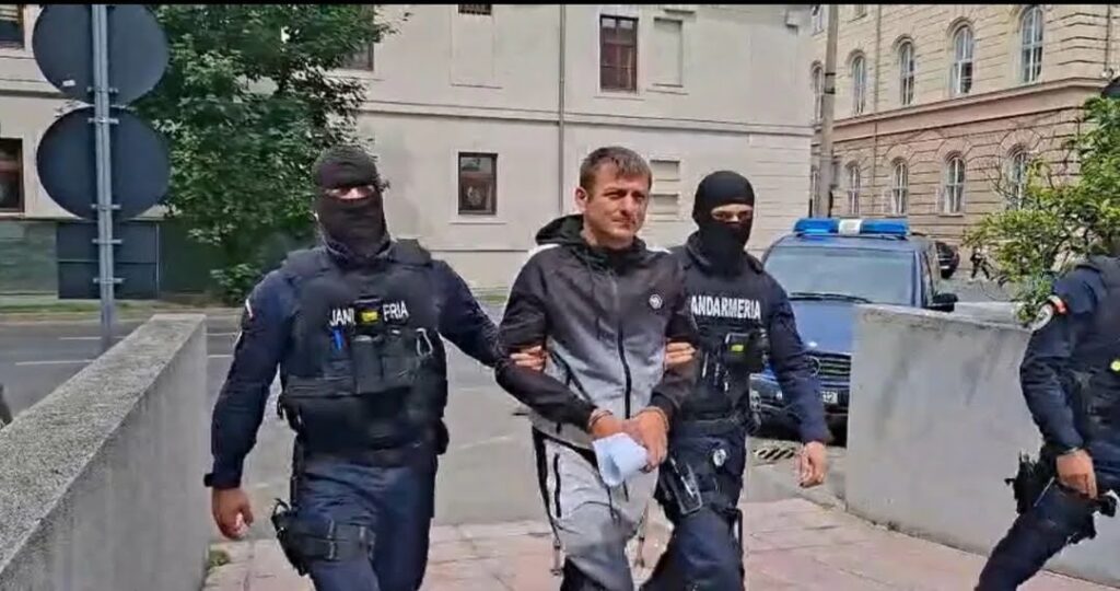 Și-a drogat fiica și pe prietena acesteia, minoră, pe care ar fi violat-o în mod repetat timp de peste un an. Procurorii DIICOT Timișoara au cerut arestarea preventivă a bărbatului
