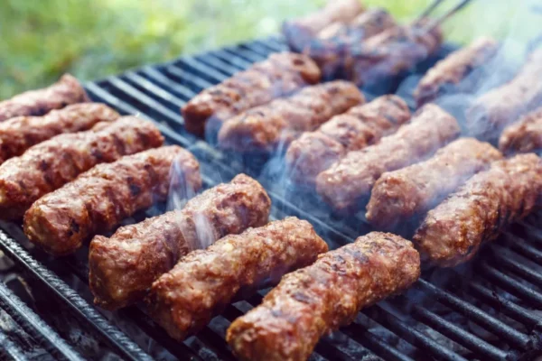 DSVSA Olt: amenzi de 40.000 de lei și o unitate suspendată în urma controalelor din siguranța alimentelor