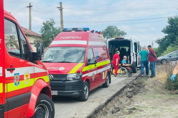 27 de persoane vulnerabile, scoase dintr-un centru clandestin din Mihăești, ținute în condiții improprii de o persoană fizică