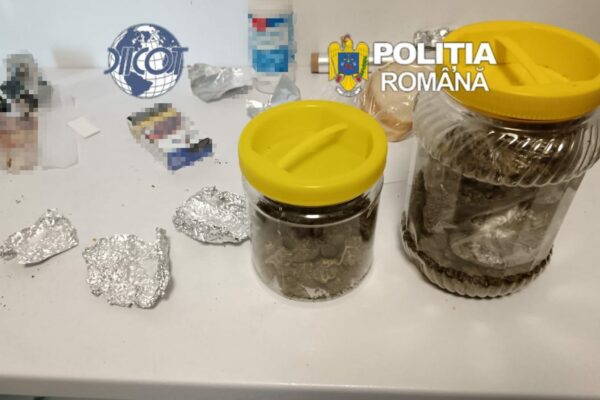 Agent de poliție – traficant de droguri